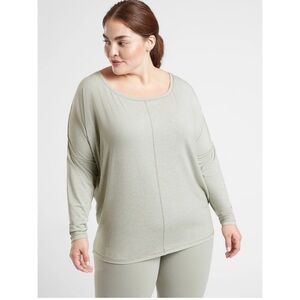 Athleta Essence Flow long sleeve top in sage green size Large